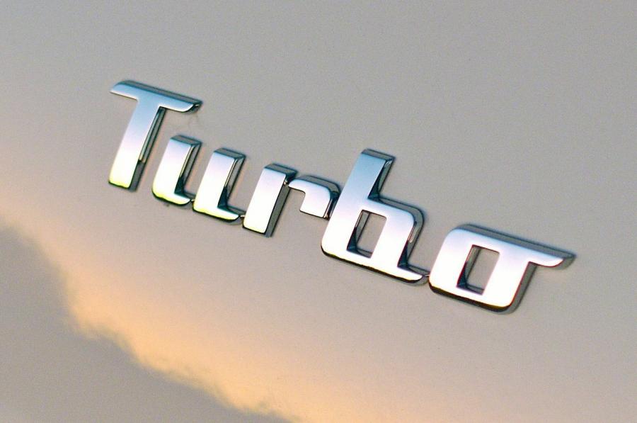  Volkswagen Beetle Turbo 2012 года  (фото 30 из 84)